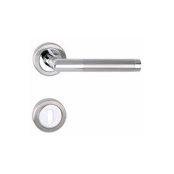 PANAMA-krom-inox-rozettas-kilincsgarnitura