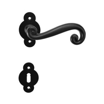 SERRANO DDF kovácsoltvas rozettás kilincsgarnitúra